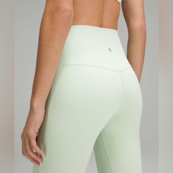 E - Lululemon Align High-Rise Pant 25"
Kohlrabi Green - Picture 2 of 5